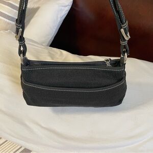 The Sak Purse Knit Small. Size:  9.5” wide, 5” tall; 2” depth and 11” handle.